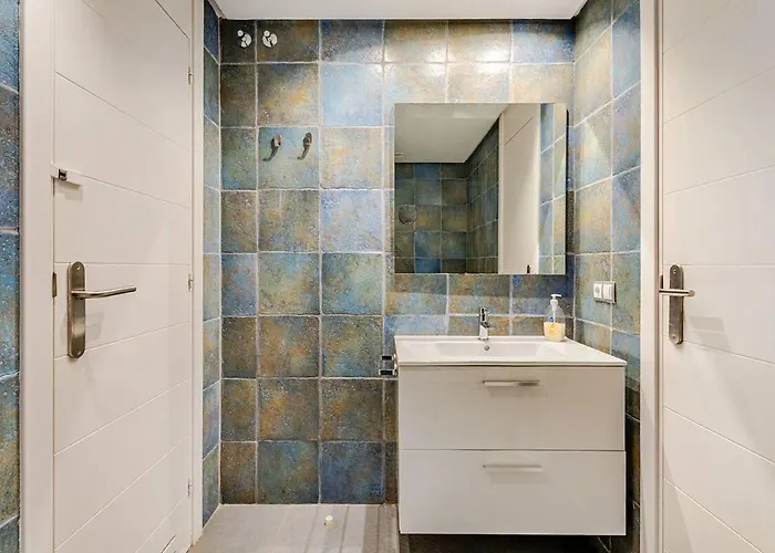 Familiar Con Gran Terraza Y Vistas Al Mar * Playa Paraíso